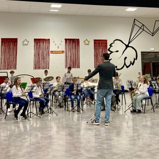 Concerto di Natale 2025: la Filarmonica “Il Risveglio” di Dogliani si è fatta in due Concerto di Natale 2025: la Filarmonica “Il Risveglio” di Dogliani si è fatta in due