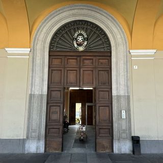 Ingresso del tribunale di Cuneo