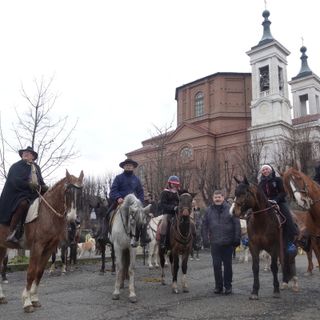 Festa di sant’Antonio: il 17 gennaio si benedicono gli animali e si accendono i falò