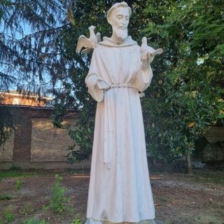 La statua di san Francesco, monastero delle Clarisse di Bra