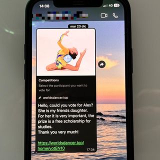 Il messaggio truffa ricevuto dalla nostra redazione