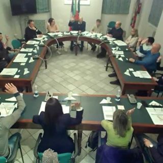 ll voto durante il Consiglio Comunale di Cavallermaggiore sul co-inceneritore