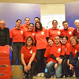 Il collettivo di AbBRAcciAMO