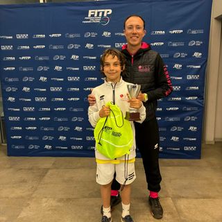 Lorenzo America con il tecnico VTT Daniil Testa Lorenzo America con il tecnico VTT Daniil Testa