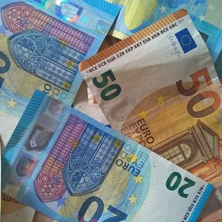 CNA Piemonte lancia l'allarme: "Fino a uno stipendio all'anno se ne va per andare al lavoro"