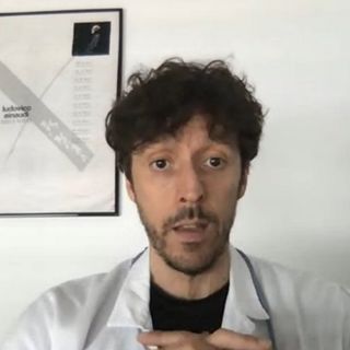 Il Direttore della SOC di Ginecologia Oncologica dell'Asl CN2, Alessandro Buda