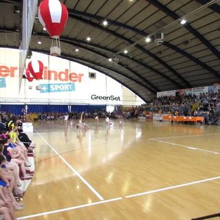 Il palazzetto dello sport di Bra, al centro di un ambizioso progetto allo studio del Comune