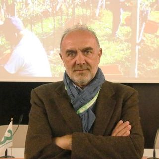 Claudio Conterno, titolare, insieme a Guido Fantino, di un’azienda vitivinicola biologica a Monforte d’Alba, è presidente della Cia provinciale di Cuneo Claudio Conterno, titolare, insieme a Guido Fantino, di un’azienda vitivinicola biologica a Monforte d’Alba, è presidente della Cia provinciale di Cuneo