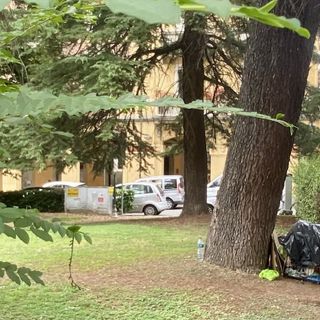 Alba, disordini nei giardini della stazione: sei persone identificate e due daspo urbani