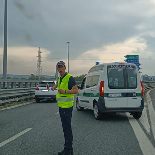 Alba, tamponamento in tangenziale. Tre i veicoli coinvolti Alba, tamponamento in tangenziale. Tre i veicoli coinvolti