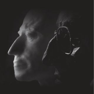 Inaugura ad Alba la mostra “La novella degli scacchi – vis à vis de rien – Gustav Mahler/Cesare Pavese”