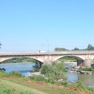 Un drone sorvolerà mercoledì 28 agosto il ponte Albertino di Alba