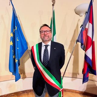 Il sindaco Paolo Piccinelli Il sindaco Paolo Piccinelli