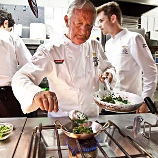 Renzo Vivalda, in una bella immagine pubblicata sulla pagina Facebook dell'Antica Corona Reale (foto Davide Dutto)