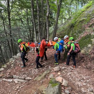 Valdieri, escursionista cade e si infortuna: interviene il soccorso alpino di Cuneo