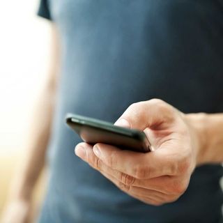 Tutte le indicazioni per l'inizio o la fine della quarantena da lunedì arriveranno via sms direttamente sul cellulare