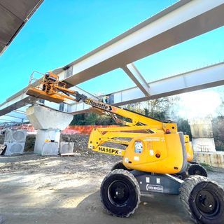 Tangenziale di Fossano: si posano le prime 14 campate del viadotto "La Reale", in direzione Asti