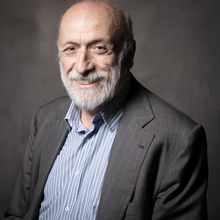 Alla Fondazione Mirafiore di Serralunga d'Alba, ospite Carlo Petrini con "Il gusto di cambiare"