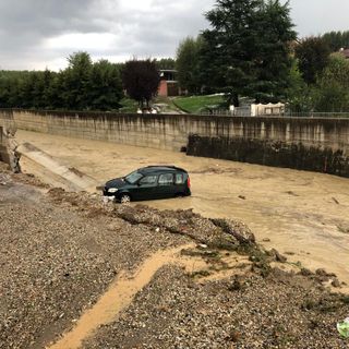Bomba d'acqua e grandine a Gallo Grinzane: si fa la conta dei danni (FOTO E VIDEO)