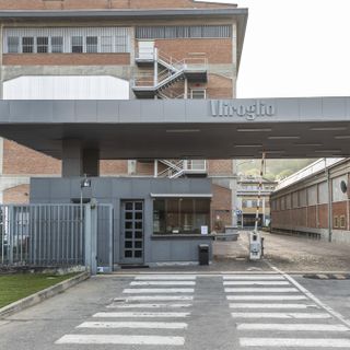 L'ingresso della Miroglio ad Alba (CN)