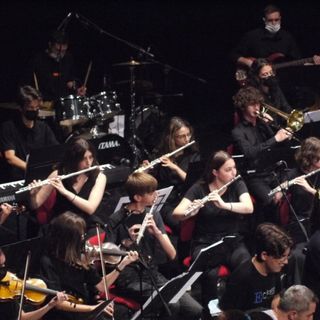 Gli studenti del Liceo Musicale Da Vinci di Alba impegnati nei concerti dedicati al periodo del Natale in diversi paesi delle Langhe