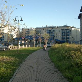 La passeggiata che porta al quartiere Masera ad Alba