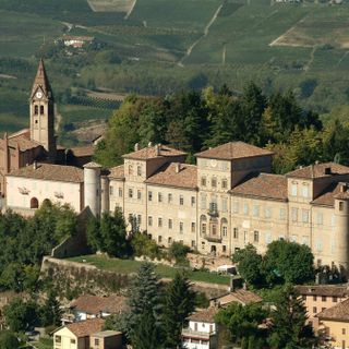 Il castello di Magliano Alfieri: dal 1 aprile si riaprono le porte per le visite