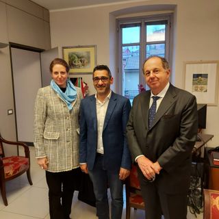 Il sindaco Livio Genesio con Galeazzo e Elisabetta Scarampi del Cairo di Prunetto