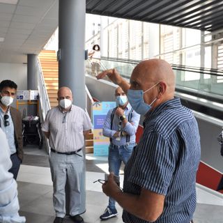 Alcuni momenti della visita che il Gruppo Pd in Consiglio regionale ha tenuto questa mattina nel nosocomio langarolo guidato dall'ex sindaco albese Maurizio Marello