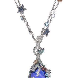 Scopri una collezione ispirata alla seduzione e alla bellezza insuperabile delle Sirene