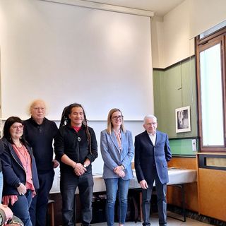 Dal Perù a Mondovì per esporre i suoi acquerelli: al Caffè Lurisia le opere di Nicolas Lopez