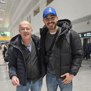 Maciel ed il DS di Cuneo Volley Paolo Brugiafreddo all'aeroporto di Malpensa Maciel ed il DS di Cuneo Volley Paolo Brugiafreddo all'aeroporto di Malpensa