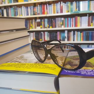 Buona lettura dal Caffè letterario di Bra con “La prima ora del giorno” di Anna Martellato