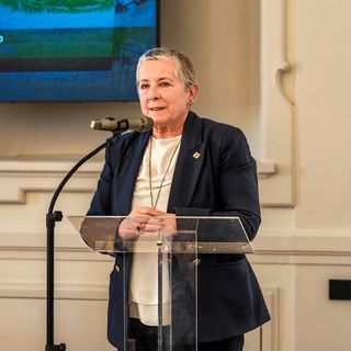 La sindaca Patrizia Manassero: "Siamo tutti qui a tifare Cuneo"