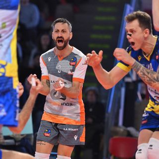 Cuneo esulta: Aversa battuta di nuovo 3-0 ed è semifinale (Foto Enzo Pinelli)