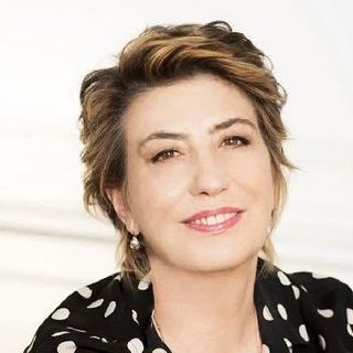 Attesissima Serena Dandini al Ponte del Dialogo di Dronero