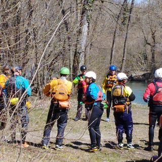 Corso di aggiornamento Guide Rafting a Stiera Gaiola Valle Stura di Demonte CN del 30 marzo 2025 Corso di aggiornamento Guide Rafting a Stiera Gaiola Valle Stura di Demonte CN del 30 marzo 2025