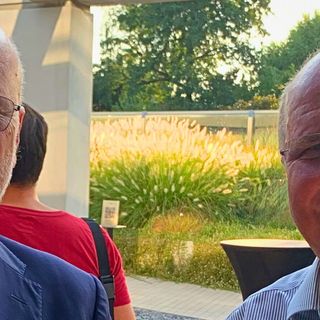 Il direttore di Ascom Bra, Luigi Barbero e il fondatore di Tesisquare, Giuseppe Pacotto Il direttore di Ascom Bra, Luigi Barbero e il fondatore di Tesisquare, Giuseppe Pacotto