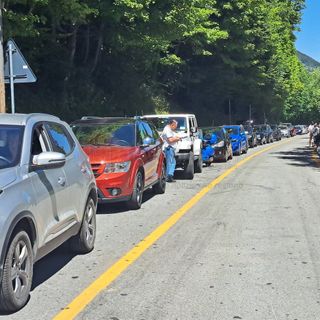 L'attesa delle auto al Tunnel di Tenda