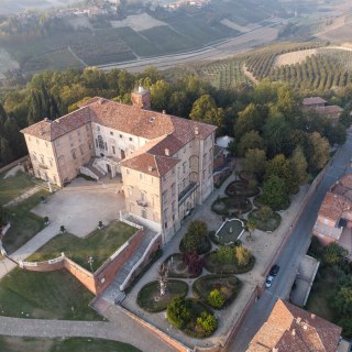 Il Castello Reale di Govone Il Castello Reale di Govone