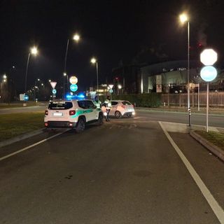 Controlli in stazione, sulla strada e nei quartieri ad Alba: la Municipale intensifica la vigilanza Controlli in stazione, sulla strada e nei quartieri ad Alba: la Municipale intensifica la vigilanza