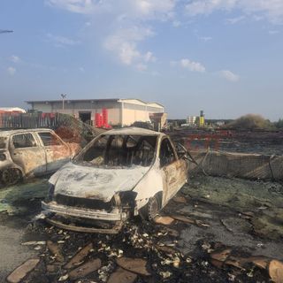 Incendio alla Biomonviso Fruit di Scarnafigi, i titolari: “Stiamo lavorando regolarmente, nell'attesa di conoscere l'entità dei danni”