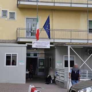 "Dopo una vita di lavoro e contributi versati, per la Sanità pubblica mio marito è stato un disturbo"