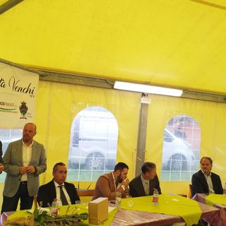 Cravanzana: al “Premio Qualità Venchi”, protagonista la nocciola