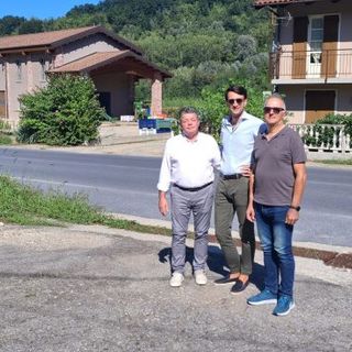 Dogliani, la Provincia effettua sopralluogo con l’amministrazione comunale per verificare alcune criticità legate alla viabilità Dogliani, la Provincia effettua sopralluogo con l’amministrazione comunale per verificare alcune criticità legate alla viabilità
