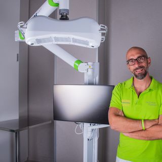 Implantologia digitale: alla Clinica Salzano Tirone di Cuneo la precisione del navigatore [VIDEO]