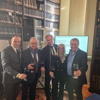 Barolo si trasforma nel G7 dell’enoturismo: talk, degustazioni e una "carta" per tracciare il futuro del vino