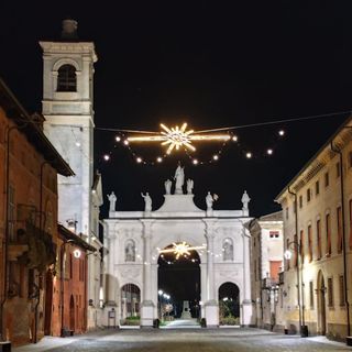 Dicembre a Cherasco, tutti gli eventi collegati al Natale e alle feste Dicembre a Cherasco, tutti gli eventi collegati al Natale e alle feste
