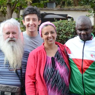 Don Gino con Patrizia Manzone e Michael Kasela: i coniugi sono direttrice e condirettore del Centro Missionario diocesano