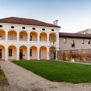 Scopri l’Osteria 12 Arcate e la sua cucina conviviale